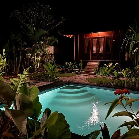 Puri Sari Villas, Restaurant And Bar