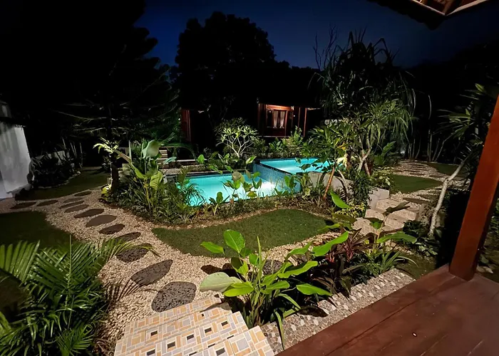 Puri Sari Villas, Restaurant And Bar